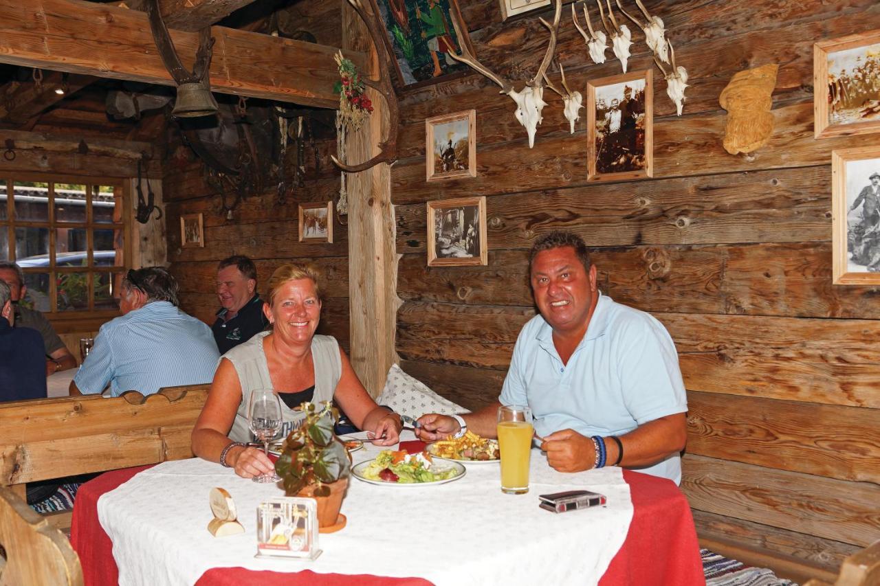 Gasthof Zacherlbraeu Bruck an der Grossglocknerstrasse Ngoại thất bức ảnh